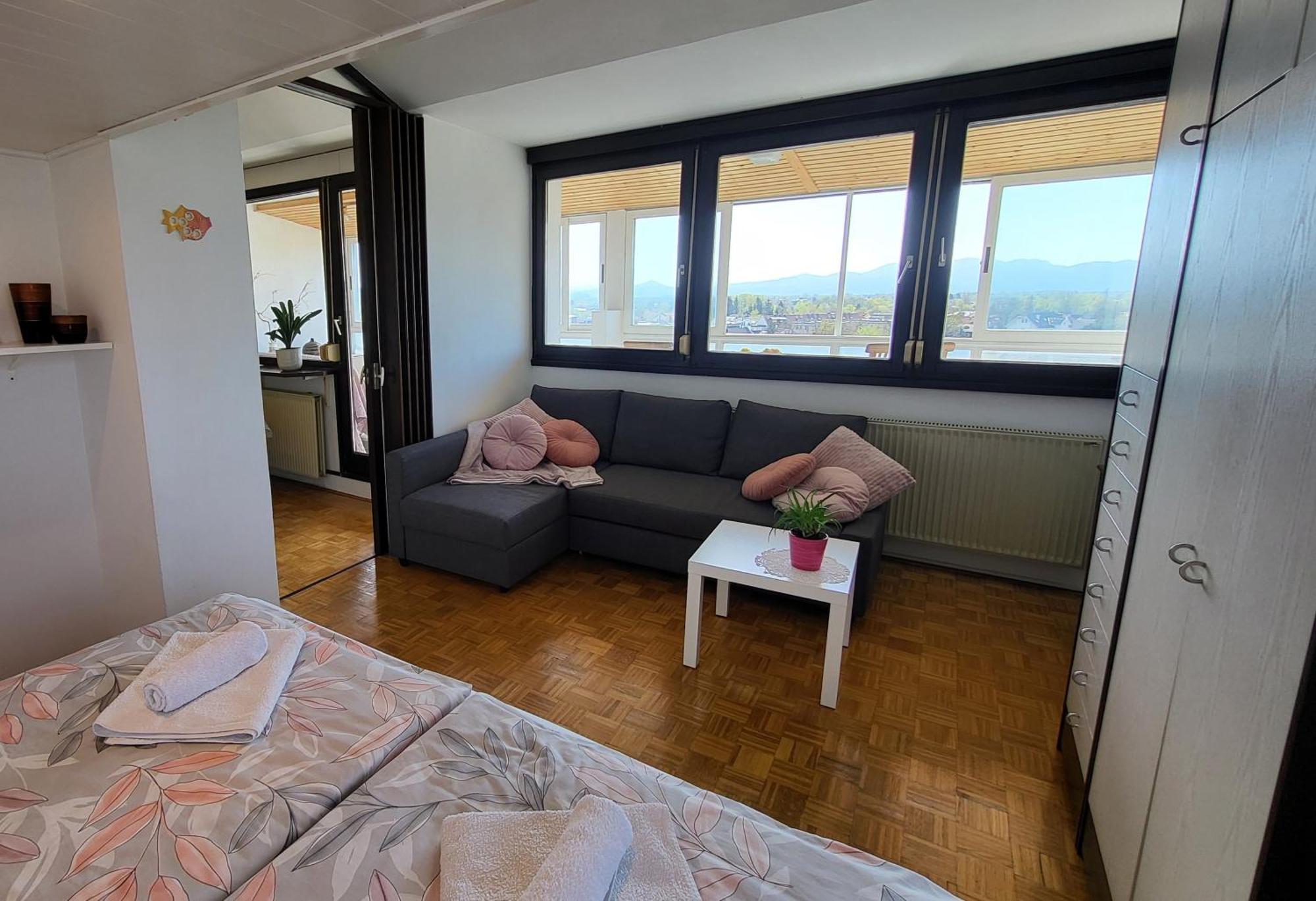 Beautiful Apartment In The Nicest Part Of Town Любляна Экстерьер фото